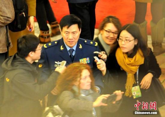 朱德之孙朱和平谈同名贪官落马:他陆军我空军